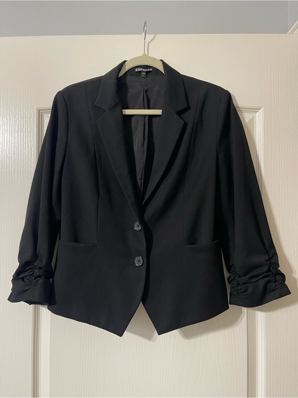 Express Black Ruched-Sleeve Tailored Blazer